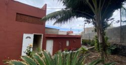 ¡Espectacular casa con vistas al mar en Icod de los Vinos, Tenerife: ¡Inversión perfecta!