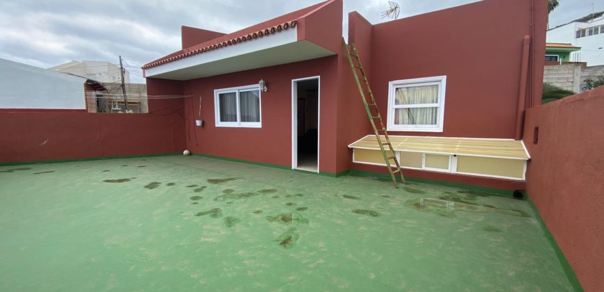 3-Story House with Ocean Views: The Perfect Investment!