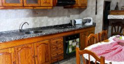 ¡Espectacular casa con vistas al mar en Icod de los Vinos, Tenerife: ¡Inversión perfecta!