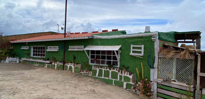 Protegido: Dom z działką inwestycyjną o powierzchnii 150.000 m2 w Chayofa