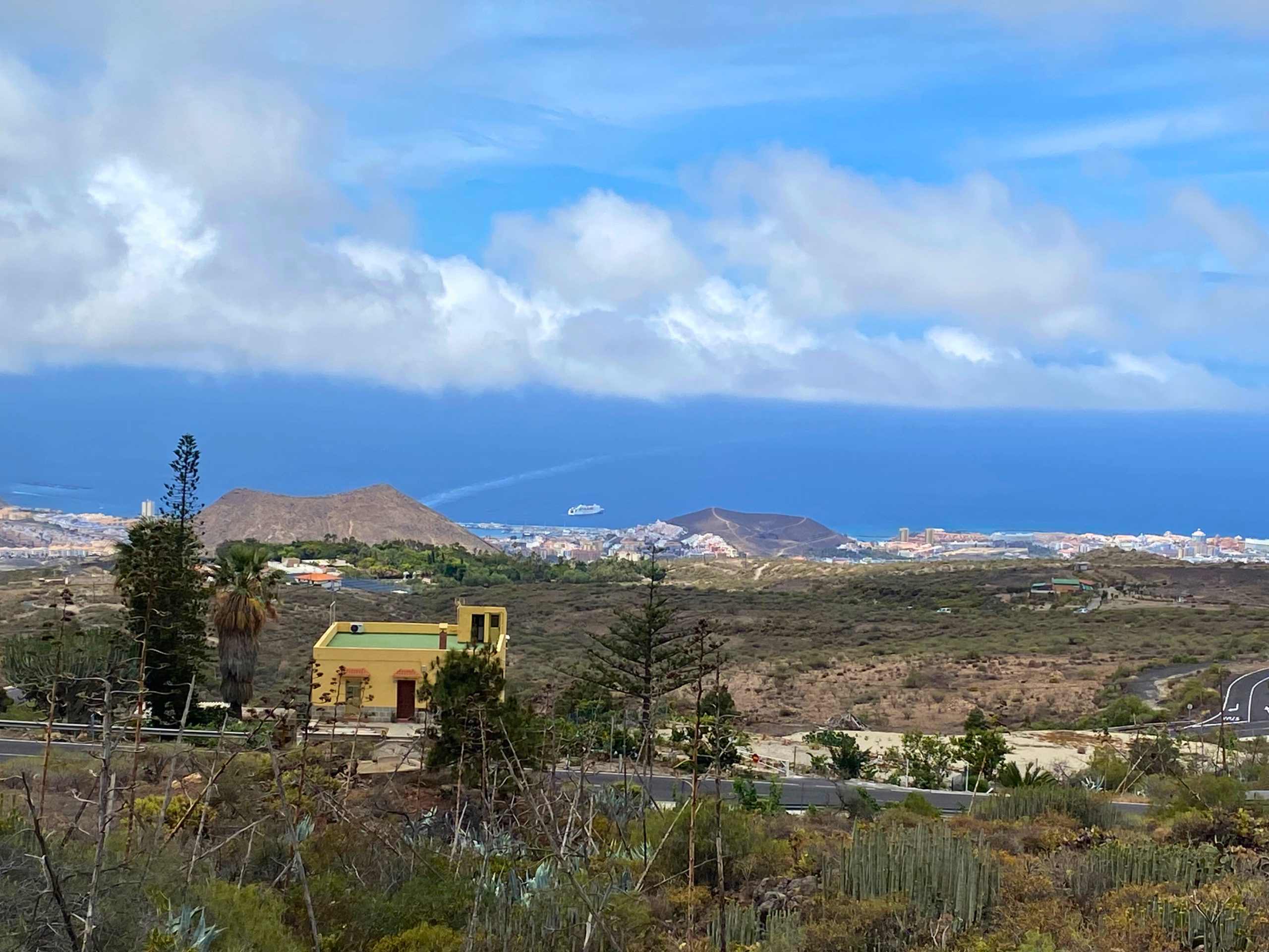 ¡Oportunidad Única! Finca Rústica en Venta en Arona, Tenerife