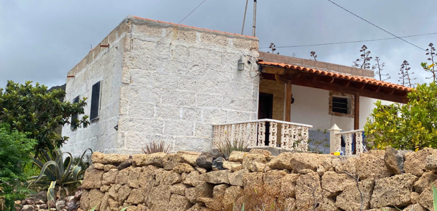 ¡Oportunidad Única! Finca Rústica en Venta en Arona, Tenerife