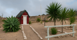 Dom z dużą działką rustykalną o powierzchni 150 000 m²