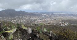 Parcela agrícola con vistas espectaculares en las montañas