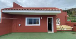 ¡Espectacular casa con vistas al mar en Icod de los Vinos, Tenerife: ¡Inversión perfecta!