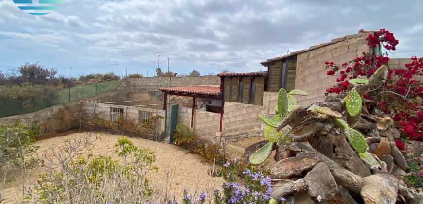 Finca Rustica z jaskiniami i zbiornikiem na wodę