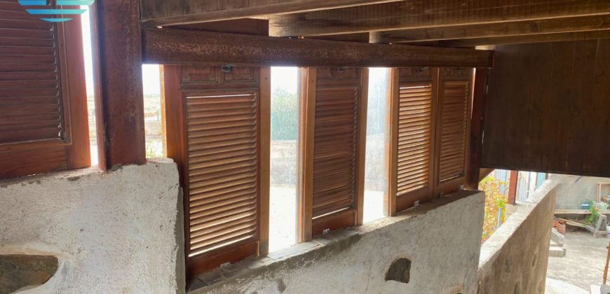 Finca Rustica z jaskiniami i zbiornikiem na wodę