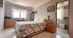 Idealny dom na wyspie – Apartament z tarasem w Torviscas Alto!