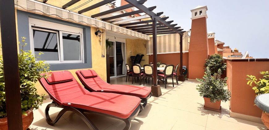 Idealny dom na wyspie – Apartament z tarasem w Torviscas Alto!