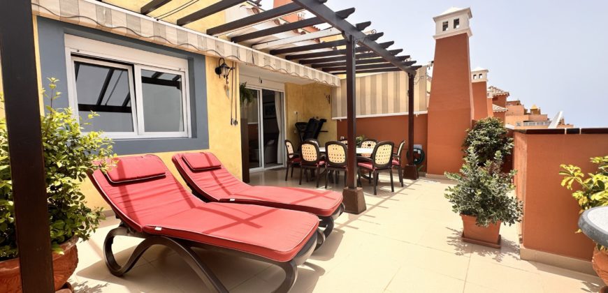 Idealny dom na wyspie – Apartament z tarasem w Torviscas Alto!