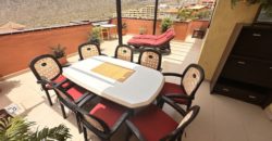 Idealny dom na wyspie – Apartament z tarasem w Torviscas Alto!