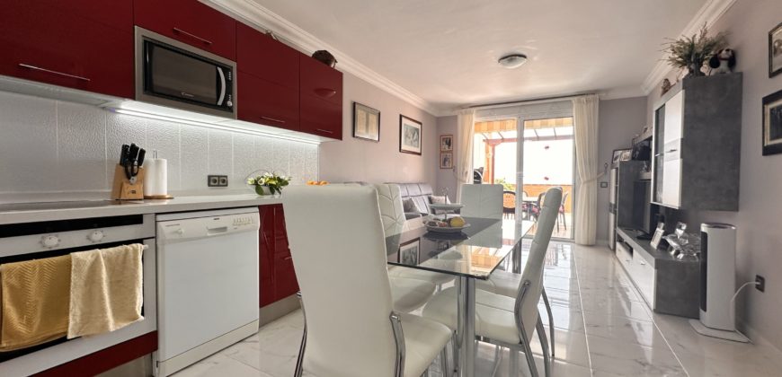 Idealny dom na wyspie – Apartament z tarasem w Torviscas Alto!