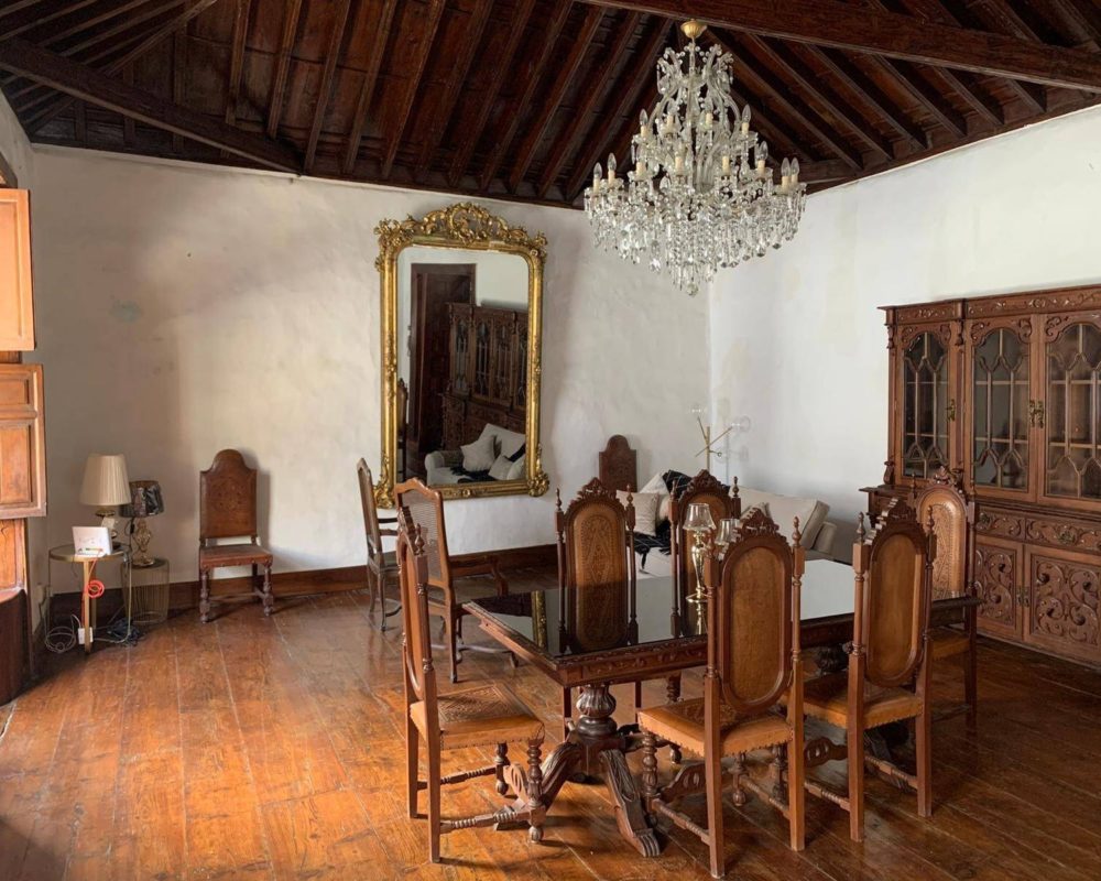 Icod de los Vinos 2258634110537