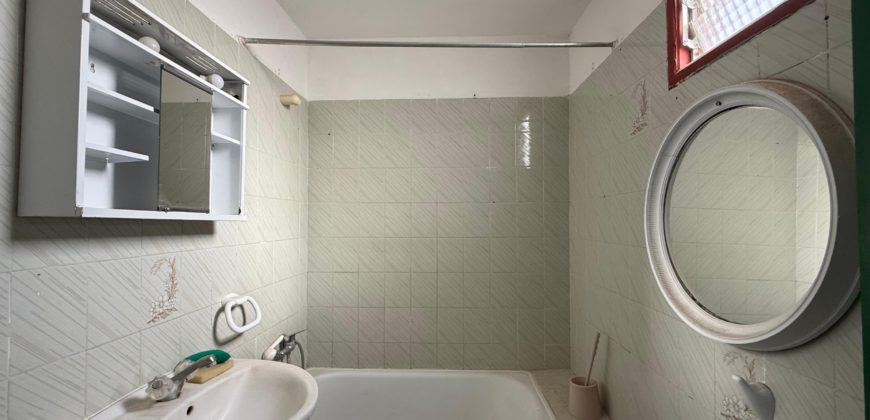 Tu Oasis Canario en Chimiche: Auténtica Casa con Cuevas y Vistas al Océano