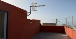 Tu Oasis Canario en Chimiche: Auténtica Casa con Cuevas y Vistas al Océano