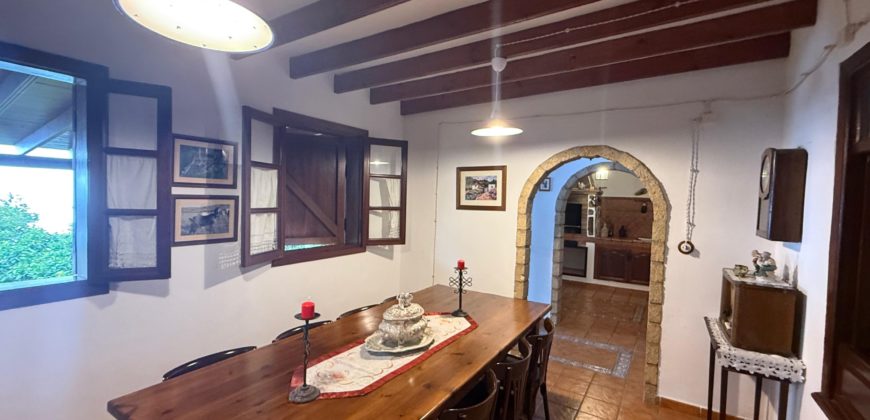 Finca Rústica con Parcela Urbana y Licencia Turística en Los Silos, Tenerife