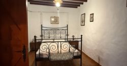 Finca Rústica con Parcela Urbana y Licencia Turística en Los Silos, Tenerife