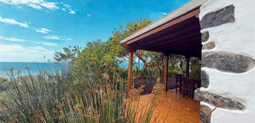 Finca Rústica con Parcela Urbana y Licencia Turística en Los Silos, Tenerife