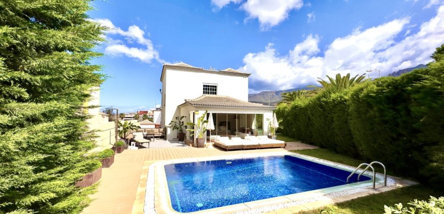 Ekskluzywna willa na sprzedaż w Madroñal de Fañabé, Costa Adeje