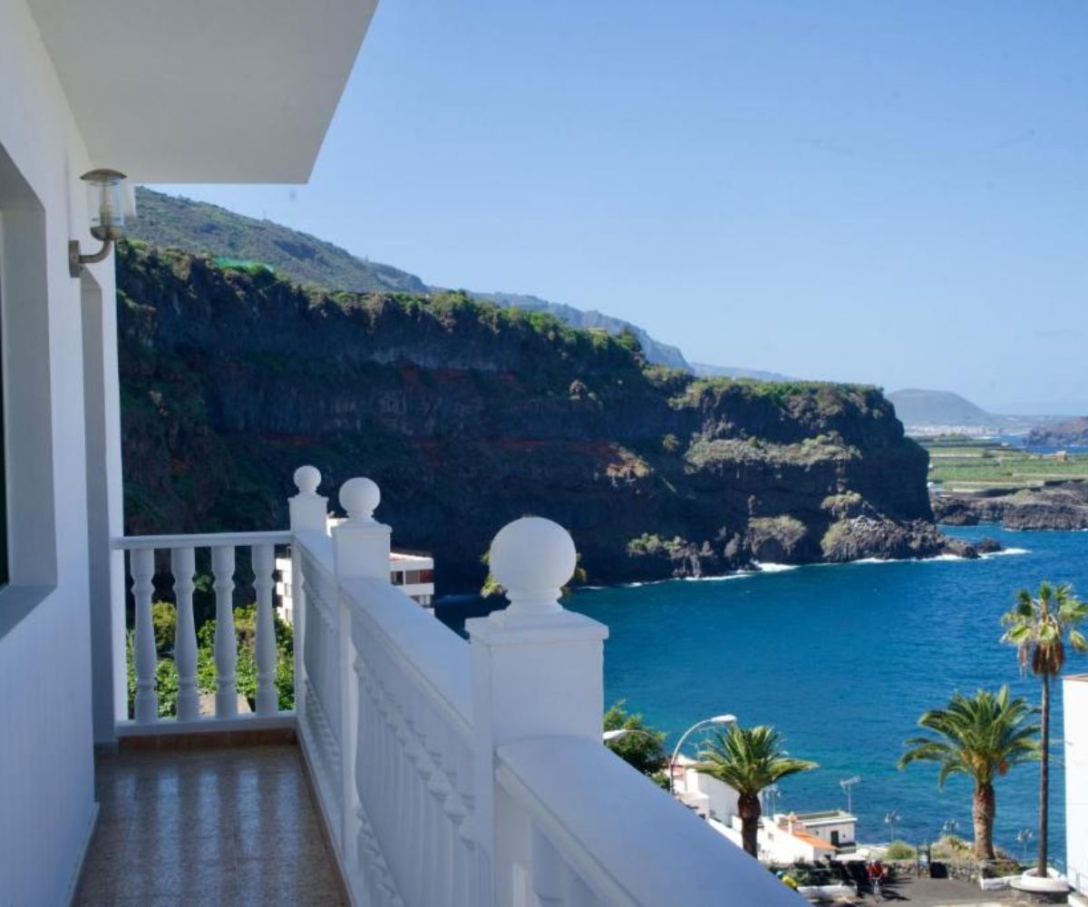 Villa with Panoramic Sea Views – Playa San Marcos, North Tenerife