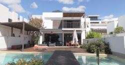 Ekskluzywna willa na sprzedaż w Madroñal de Fañabé – Adeje