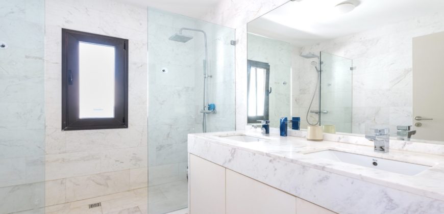 Ekskluzywna willa na sprzedaż w Madroñal de Fañabé – Adeje