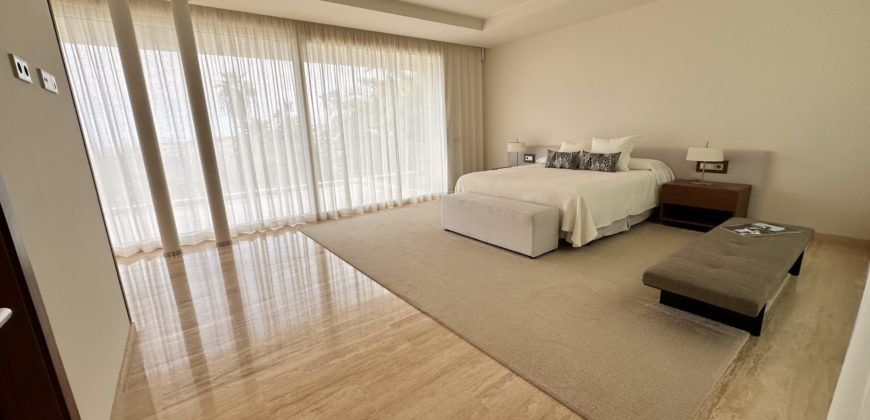 Villa de lujo en venta en Adeje – Villas Barranco Golf