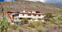 Dom w Villas Mirador del Roque, Costa Adeje