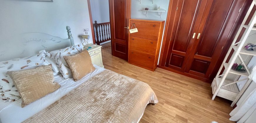 Villa en venta en Vista Hermosa II, Los Cristianos – Tenerife Sur