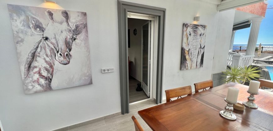 Villa en venta en Vista Hermosa II, Los Cristianos – Tenerife Sur