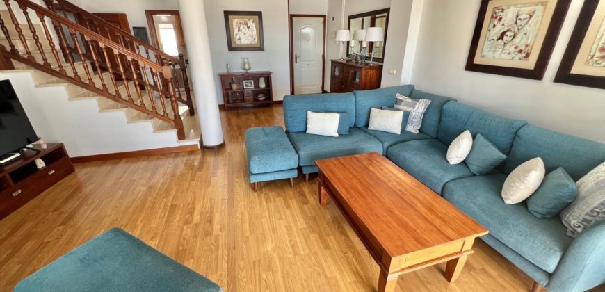 Villa en venta en Vista Hermosa II, Los Cristianos – Tenerife Sur