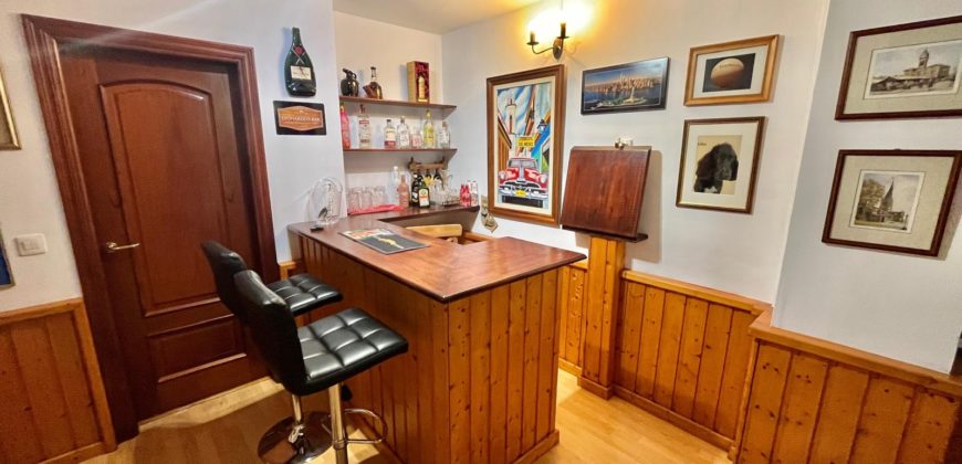 Villa en venta en Vista Hermosa II, Los Cristianos – Tenerife Sur