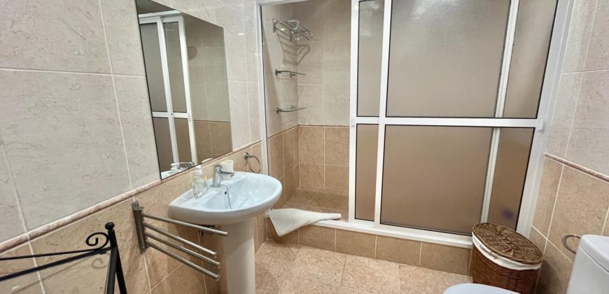 Villa en venta en Vista Hermosa II, Los Cristianos – Tenerife Sur