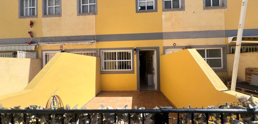 Semi-Detached Triplex for Sale – Valle de San Lorenzo, Arona