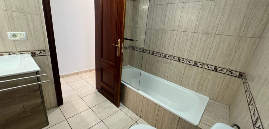 Semi-Detached Triplex for Sale – Valle de San Lorenzo, Arona