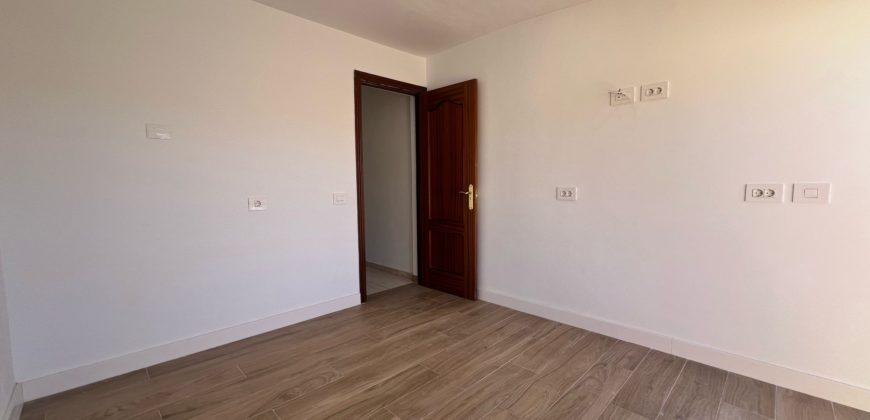 Semi-Detached Triplex for Sale – Valle de San Lorenzo, Arona