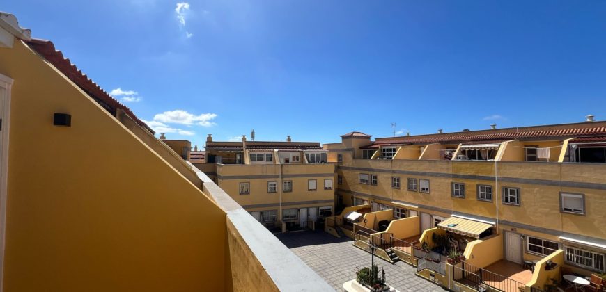 Semi-Detached Triplex for Sale – Valle de San Lorenzo, Arona