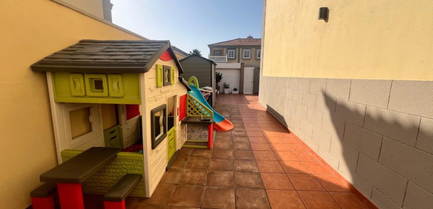 Corner Duplex for Sale – Médano Beach, El Médano, Tenerife South