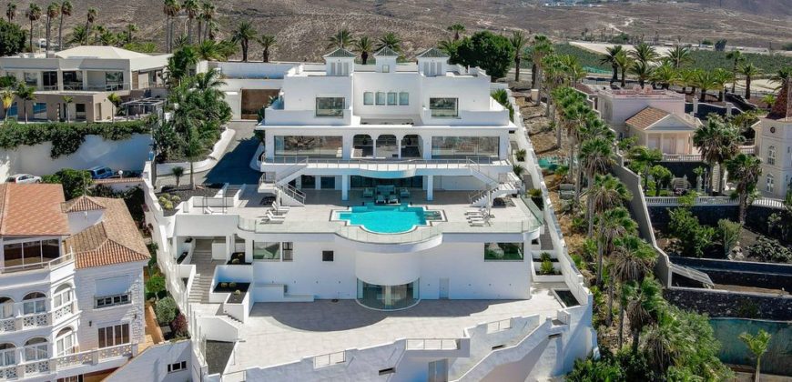 Villa de lujo en venta en San Eugenio – Villa Nápoles