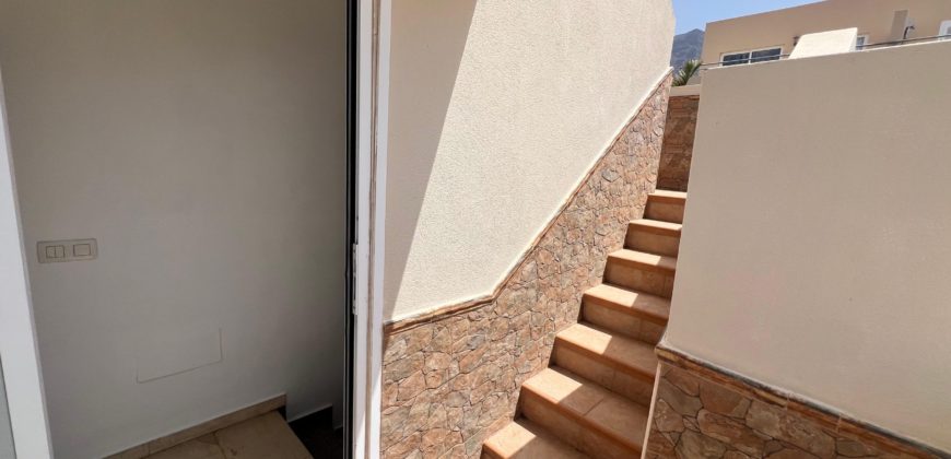 Chalet Adosado en Venta – Los Girasoles, Madroñal de Fañabé