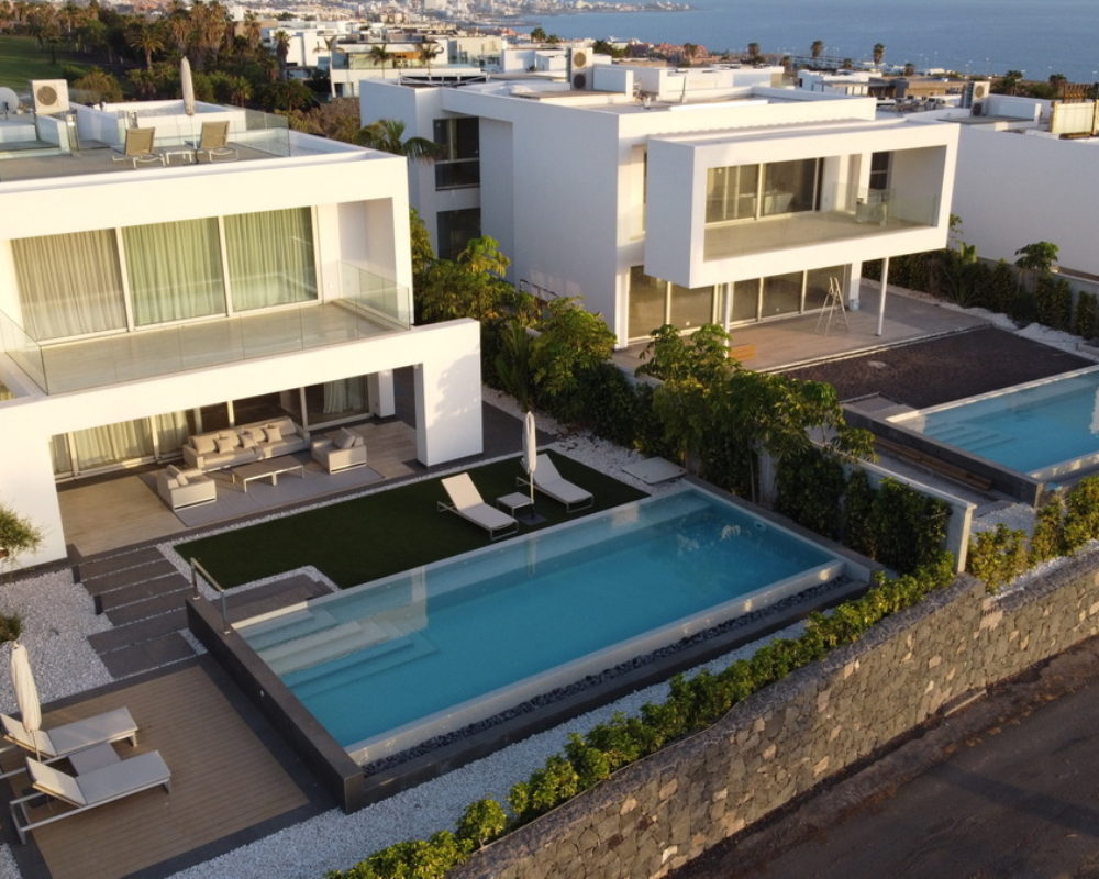 Villa de lujo en venta en Adeje – Villas Barranco Golf