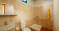 Urokliwa finca w La Florida – działka 1966 m² z budynkiem 32 m²