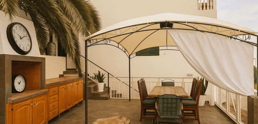 Apartamento con jardín y vistas panorámicas al mar – Playa San Marcos, Tenerife Norte