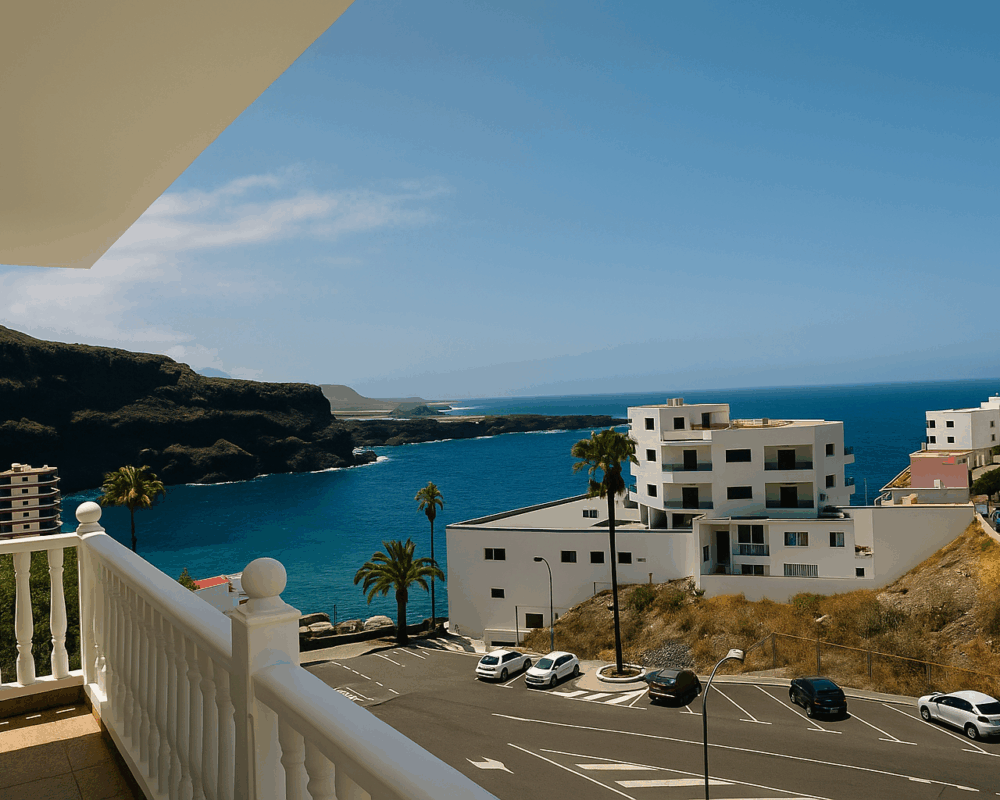 Apartamento con jardín y vistas panorámicas al mar – Playa San Marcos, Tenerife Norte