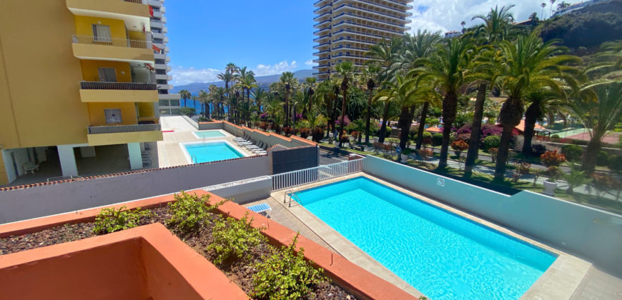 Apartamento con 2 Dormitorios y 2 Balcones – Puerto de la Cruz, Edificio Alta