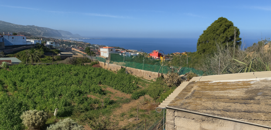 Finca rústica con edificaciones y gran potencial