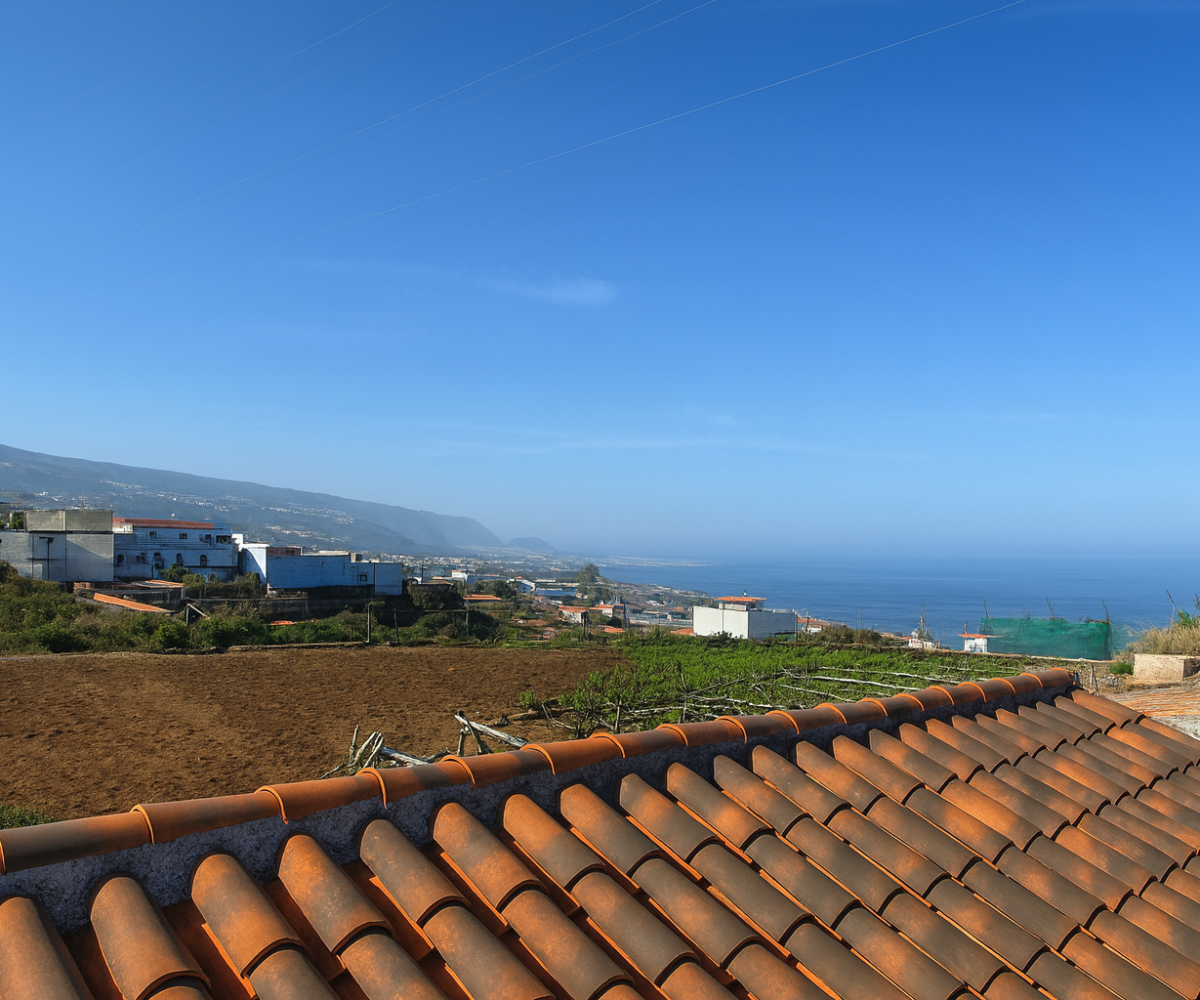 Finca rústica con edificaciones y gran potencial