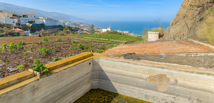 Finca rústica con edificaciones y gran potencial