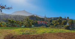 Finca rústica con edificaciones y gran potencial
