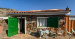 Finca rústica con edificaciones y gran potencial